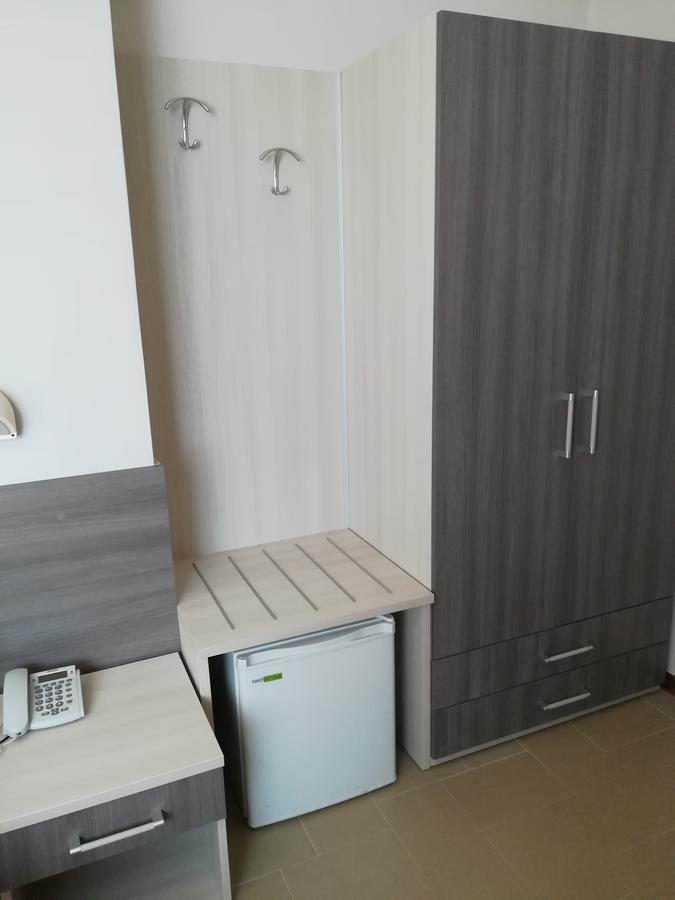 Hotel Saturno 基安奇安诺泰尔梅 外观 照片